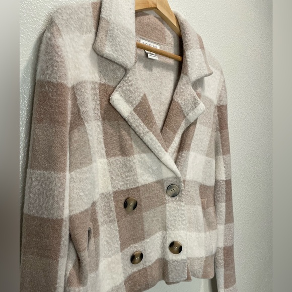 Rachel Zoe Women’s Cream and Brown Checkered Blazer Size Medium Soft and Fuzzy - Picture 4 of 6
